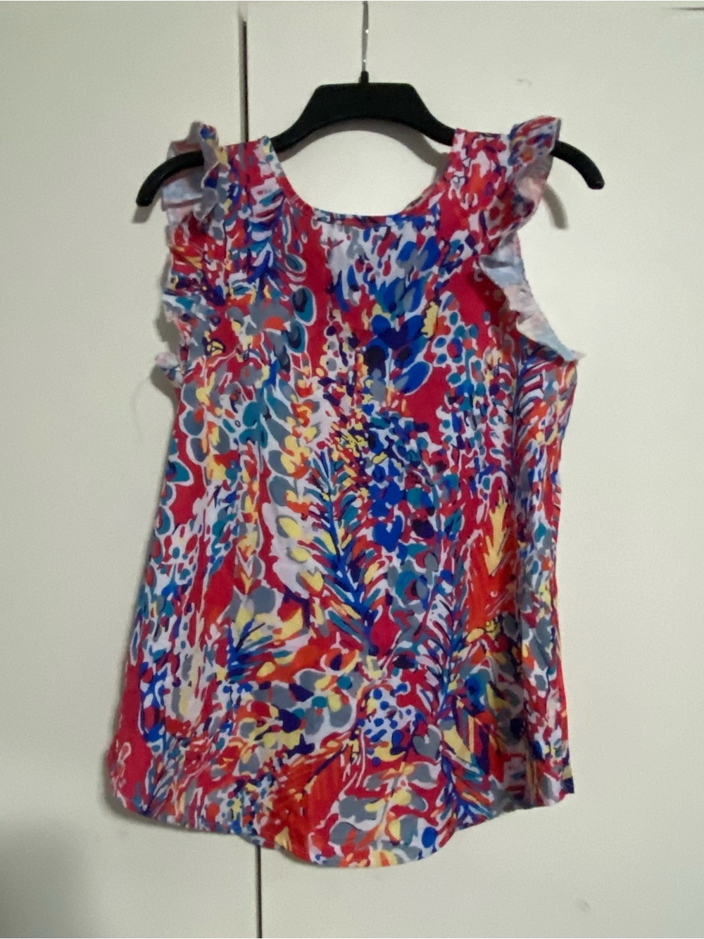 Sleeveless Ruffle-Trim Floral Print Top in Multicolor